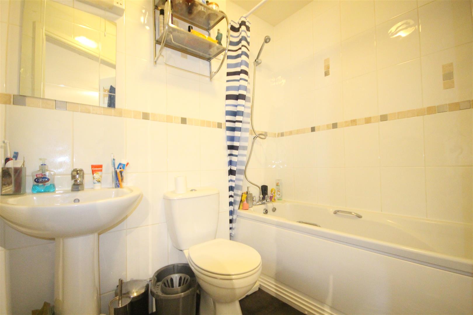 2 bedroom apartment Let Agreed in Colne - IMG_1816.jpg